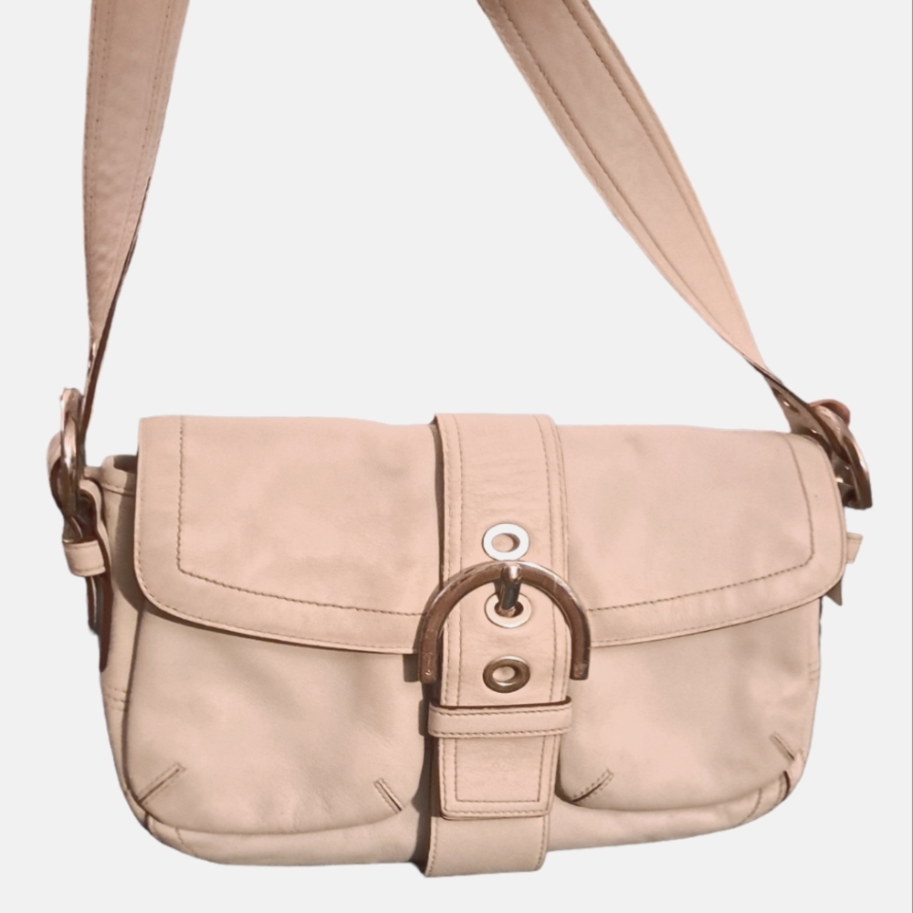 🟥🟧🟨 SALE $50 🟨🟧🟥 Coach White Leather Purse Handbag
